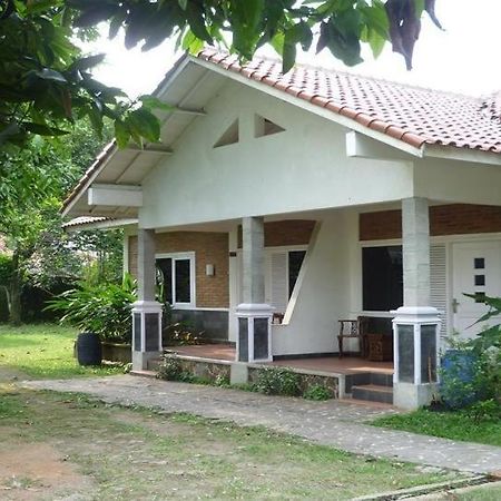 Intan Hotel Purwakarta Ngoại thất bức ảnh