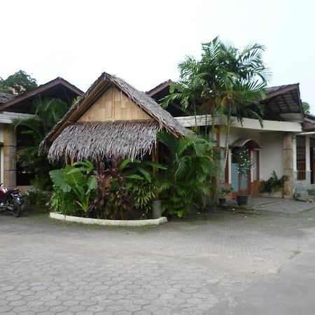 Intan Hotel Purwakarta Ngoại thất bức ảnh