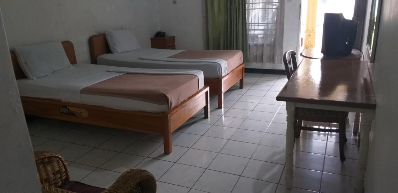 Intan Hotel Purwakarta Ngoại thất bức ảnh