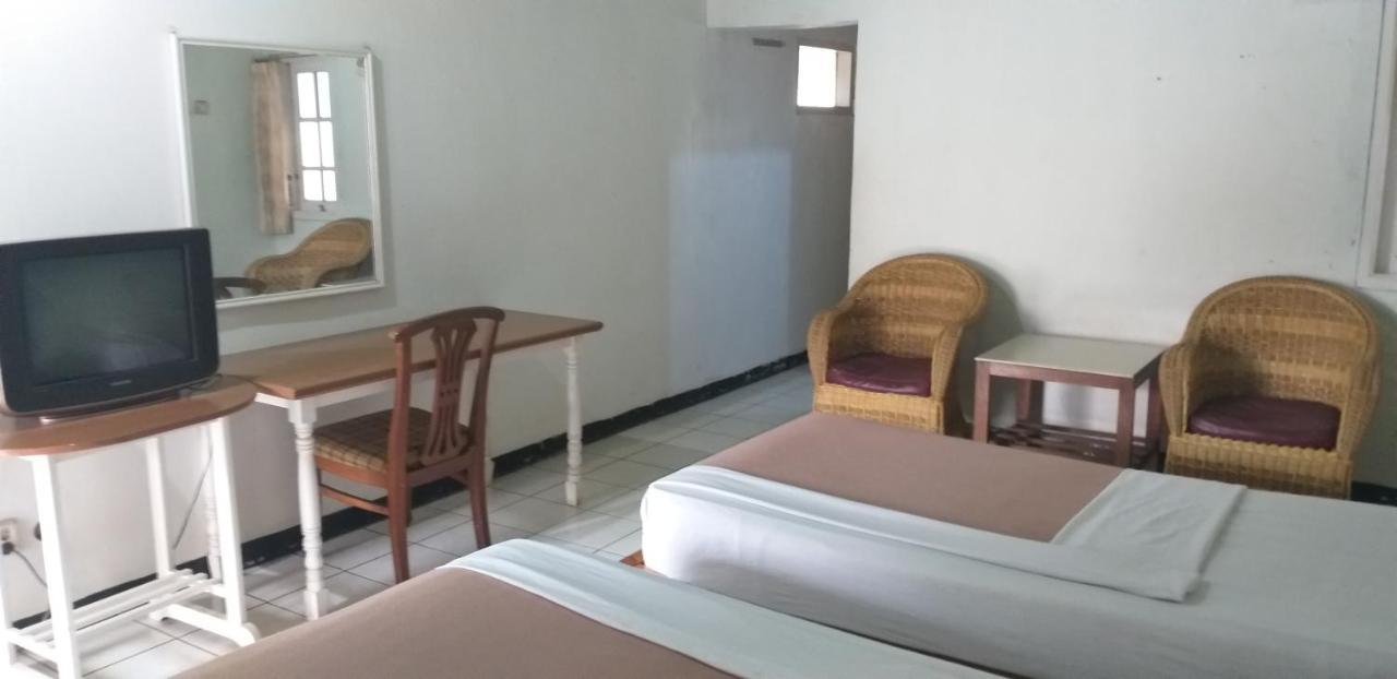 Intan Hotel Purwakarta Ngoại thất bức ảnh