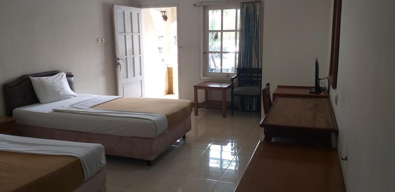 Intan Hotel Purwakarta Ngoại thất bức ảnh