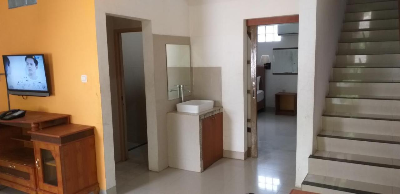 Intan Hotel Purwakarta Ngoại thất bức ảnh