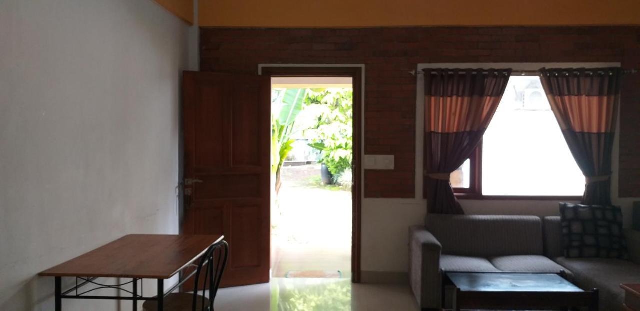Intan Hotel Purwakarta Ngoại thất bức ảnh
