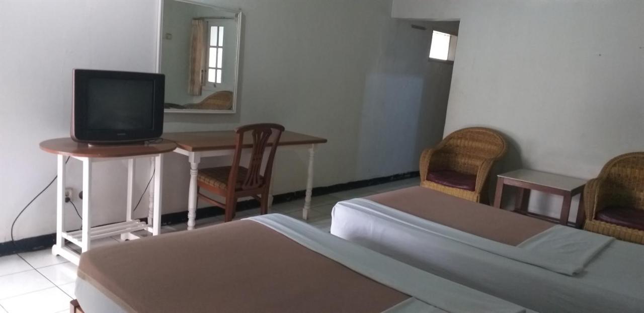 Intan Hotel Purwakarta Ngoại thất bức ảnh