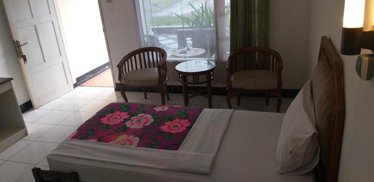 Intan Hotel Purwakarta Ngoại thất bức ảnh