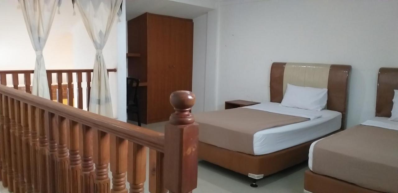 Intan Hotel Purwakarta Ngoại thất bức ảnh